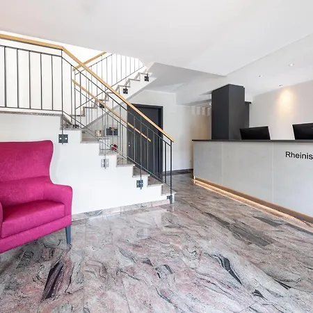 Отель Rheinischer Hof 4*