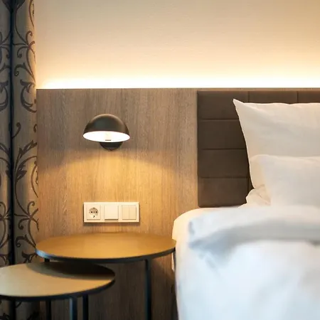 Rheinischer Hof Hotel 4*