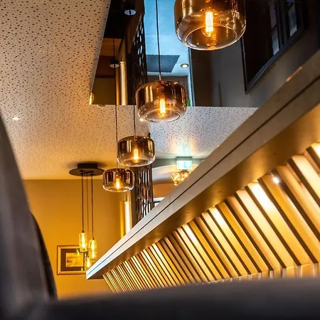 Hotel Rheinischer Hof 4*