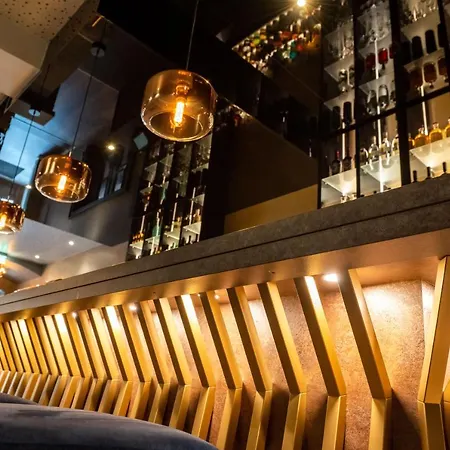 Hotel Rheinischer Hof 4*